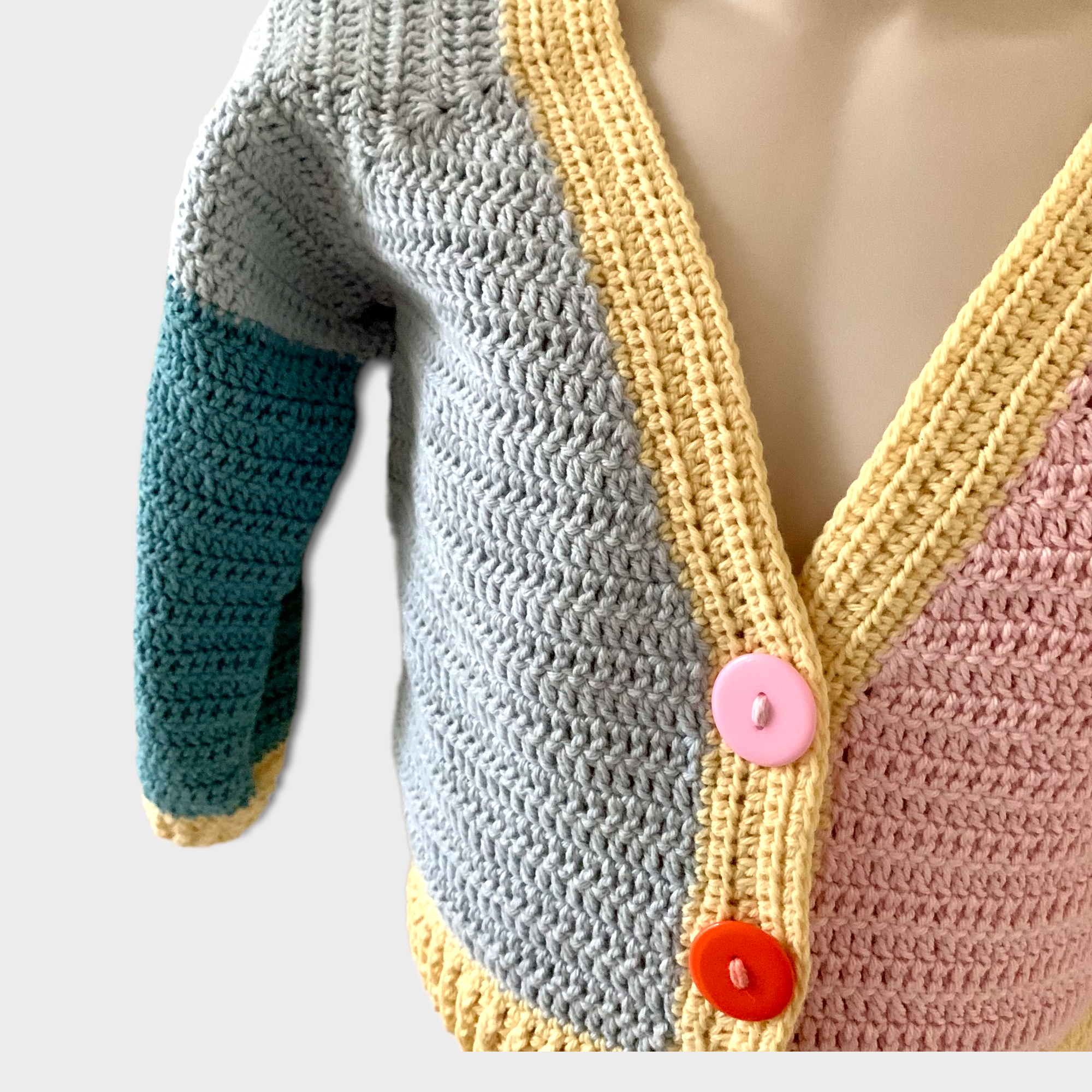 Bude cardigan on mannequin showing neck detail